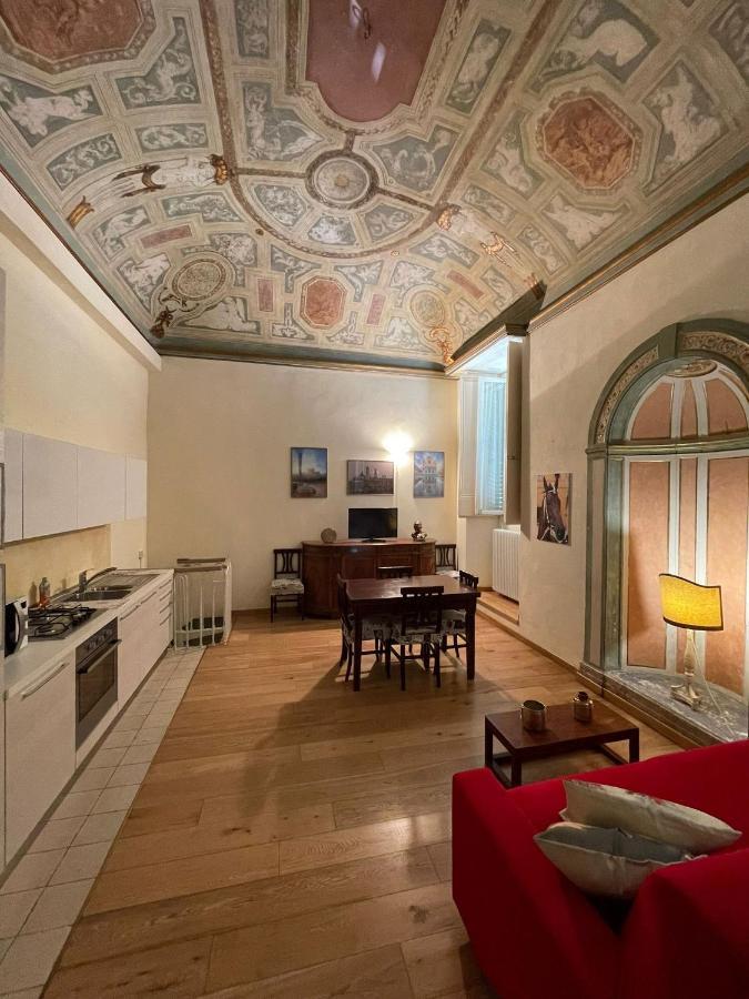 Palazzo Bianchi Bandinelli By Francigenaapartments Apartment *